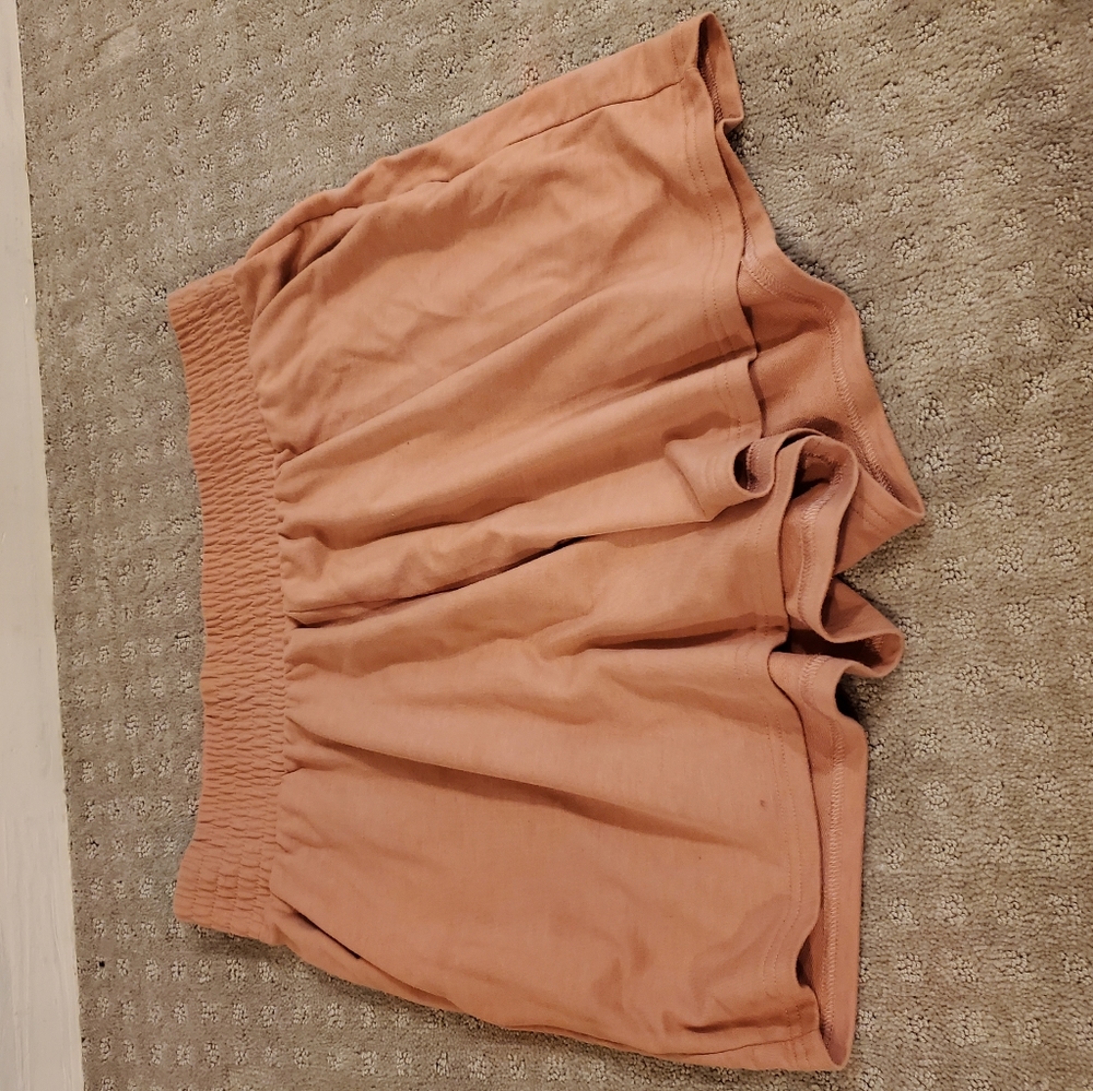 Active wear shorts